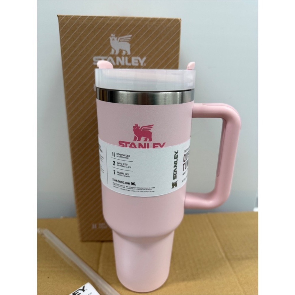 Stanley Quencher H2.0 FlowState Tumbler 40oz Peony
Pink Insulated Cup New - Picture 2 of 6